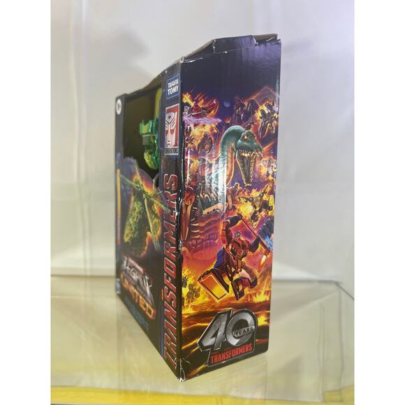 NEW Transformer Legacy United Deluxe Class Infernace Universe Shard - Picture 6 of 7